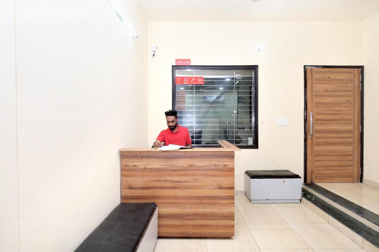 Oyo 16126 Aanantham Hotel Ludhiana Exterior foto